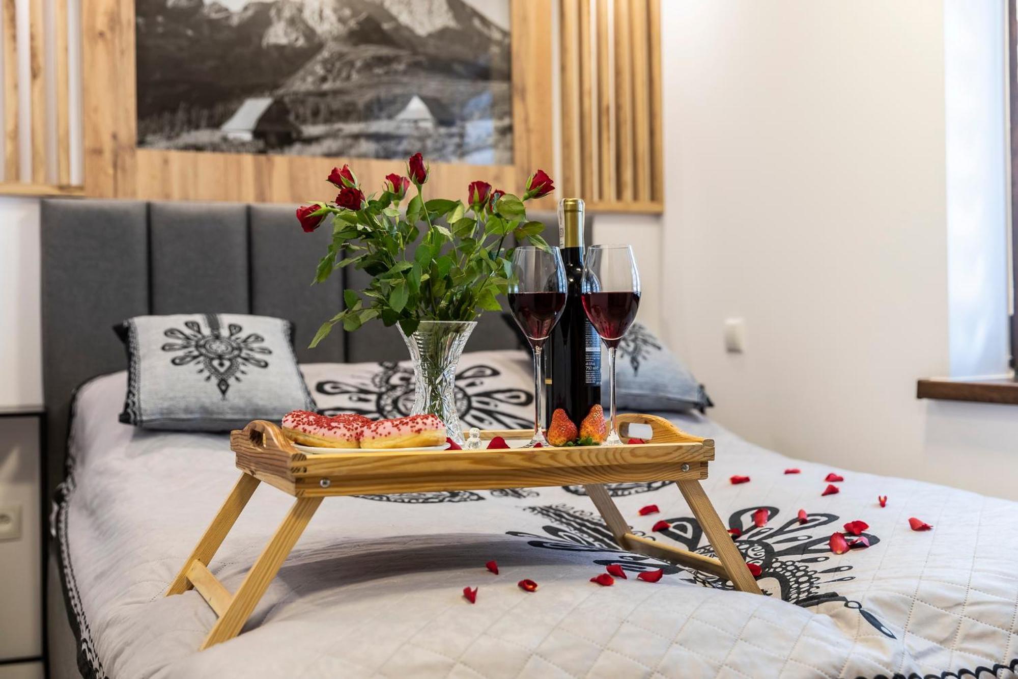 Apartament Tatravika Z Basenem I Widokiem Kościelisko Exteriér fotografie